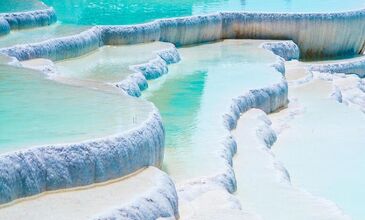 Otobüsle Balkanlar Turu